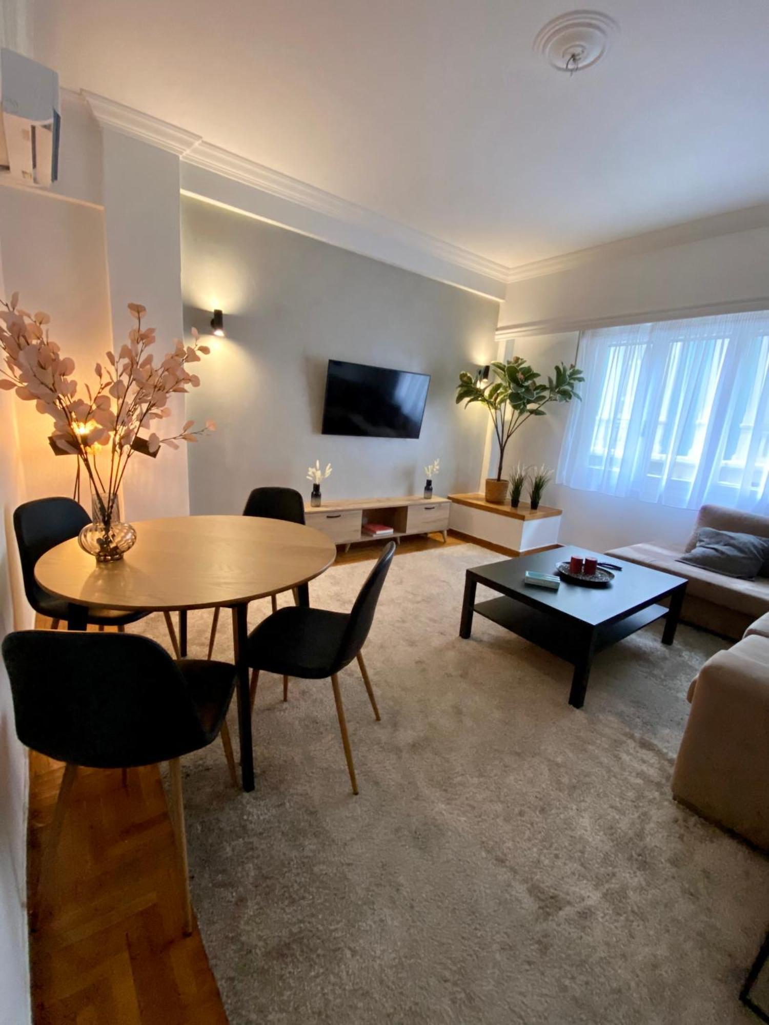Cozy Apartment In Kolonaki Athens - Sleeps 5 מראה חיצוני תמונה